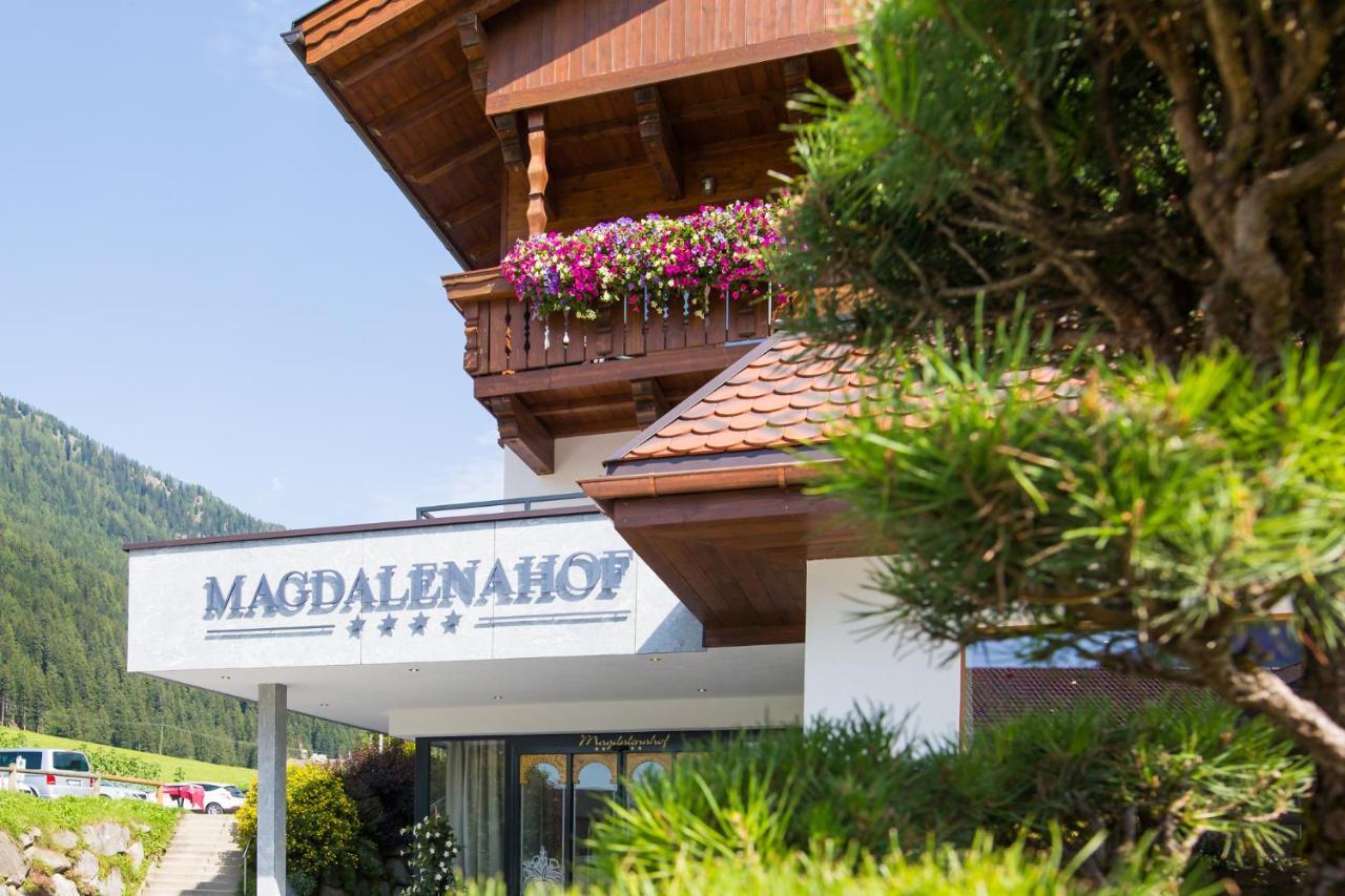 Vitalpina Hotel Magdalenahof Santa Maddalena in Casies Ngoại thất bức ảnh